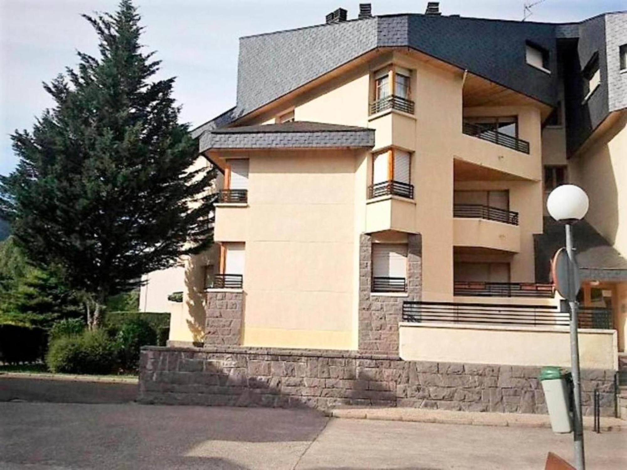 Apartamentos Biescas 3000 المظهر الخارجي الصورة