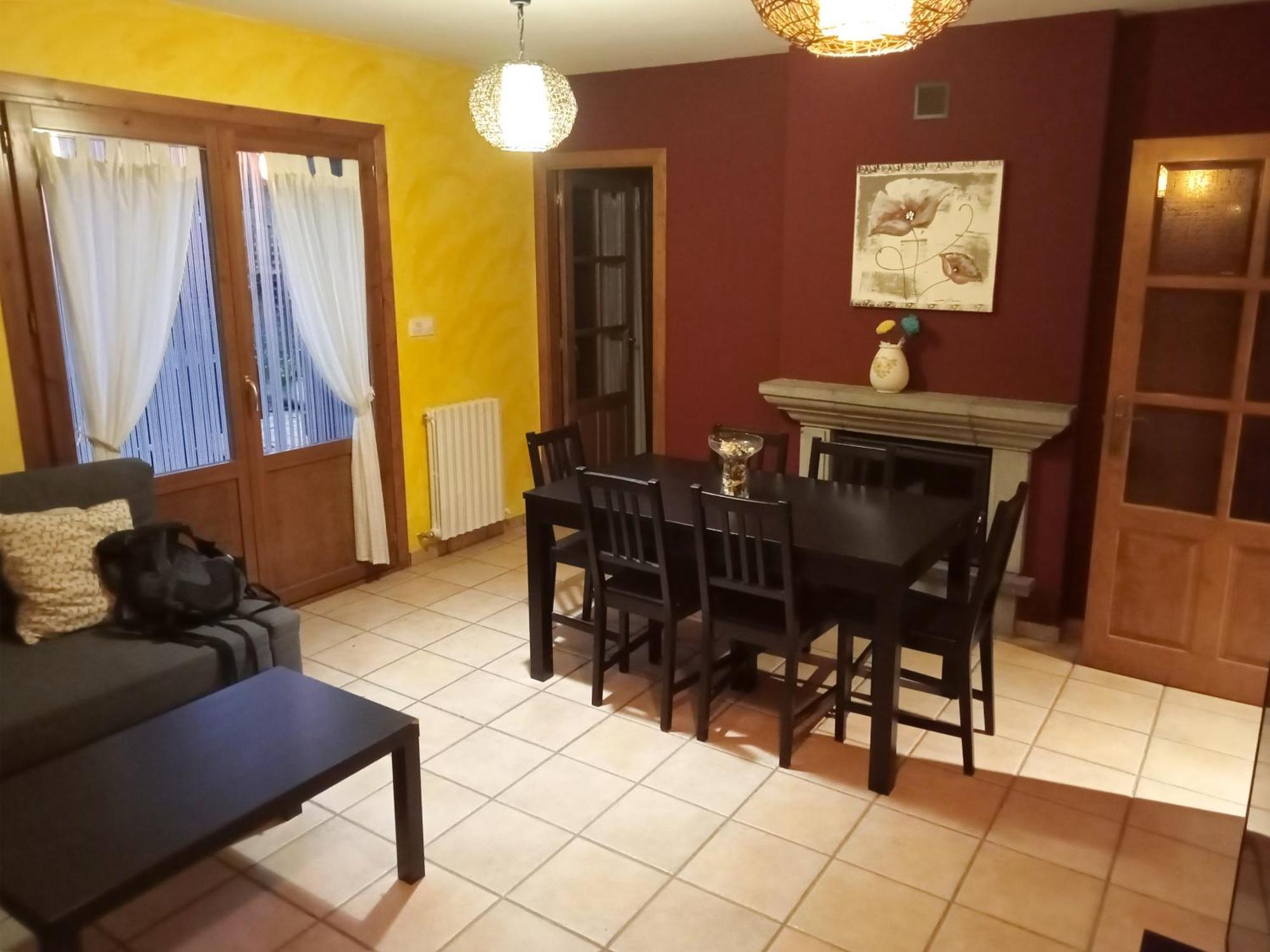 Apartamentos Biescas 3000 المظهر الخارجي الصورة